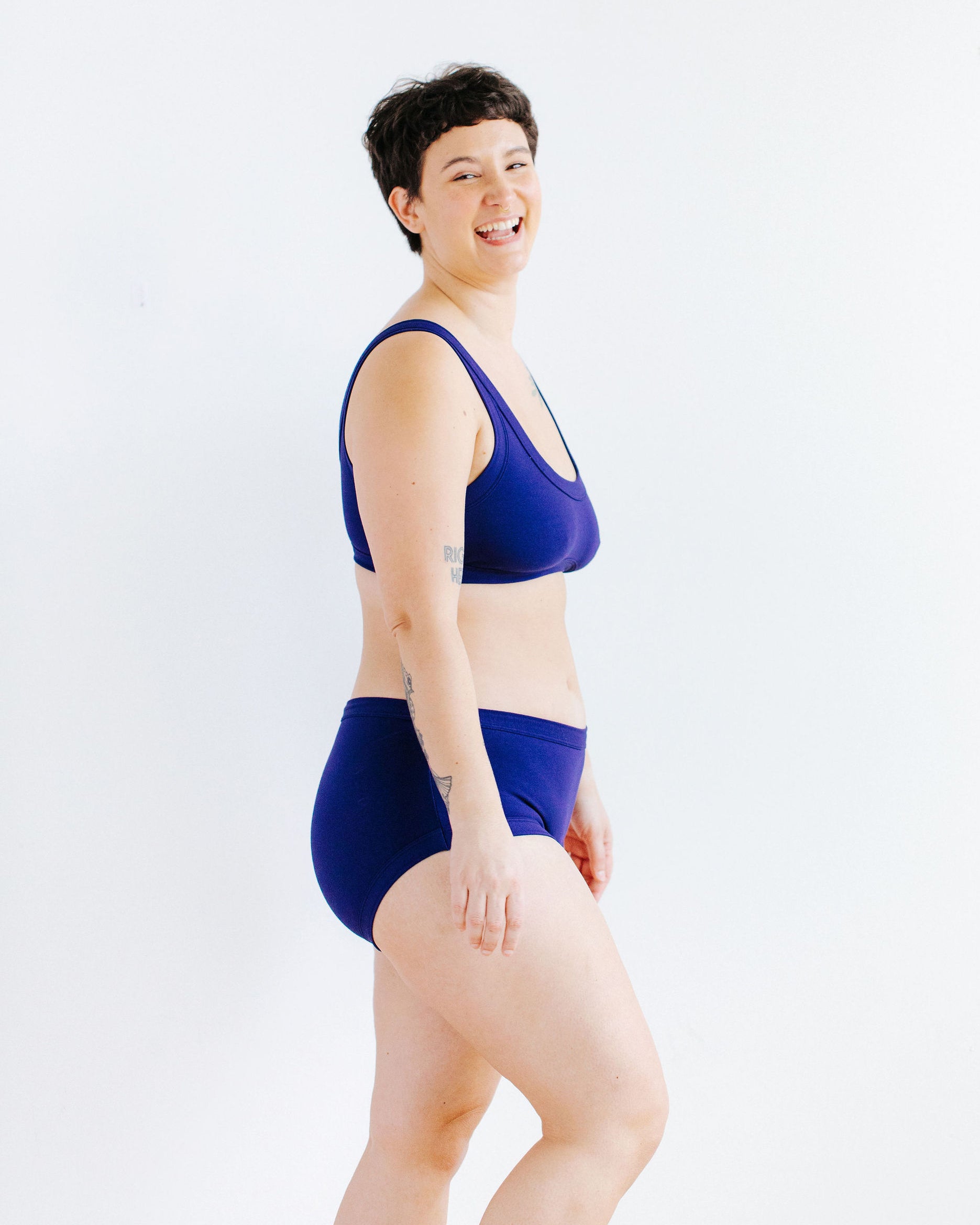 Drawing of Thunderpants Hipster style underwear and Bralette in Indigo blue.