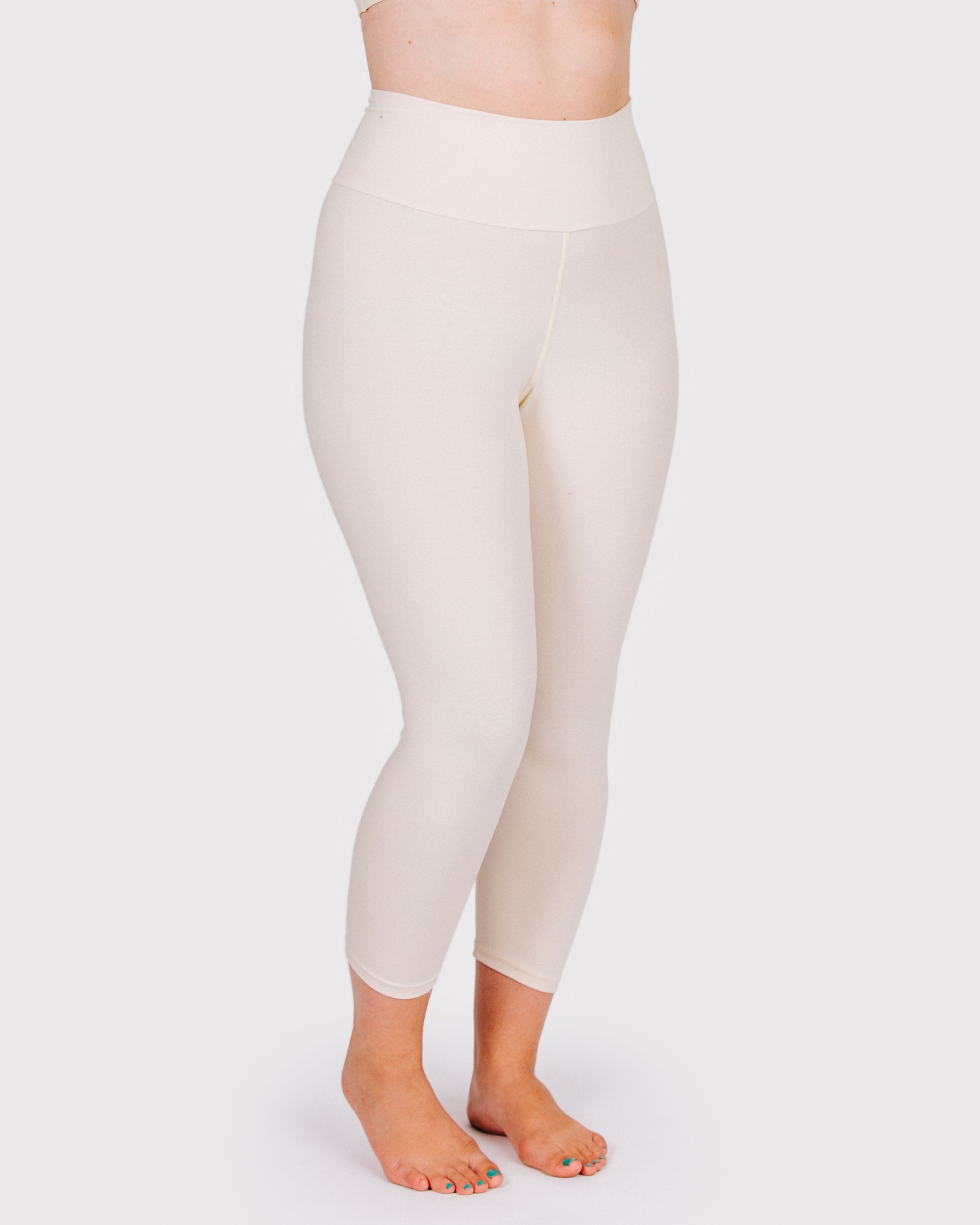 Fit photo from the front of Thunderpants organic cotton 3/4 Length Leggings in off-white on a model.