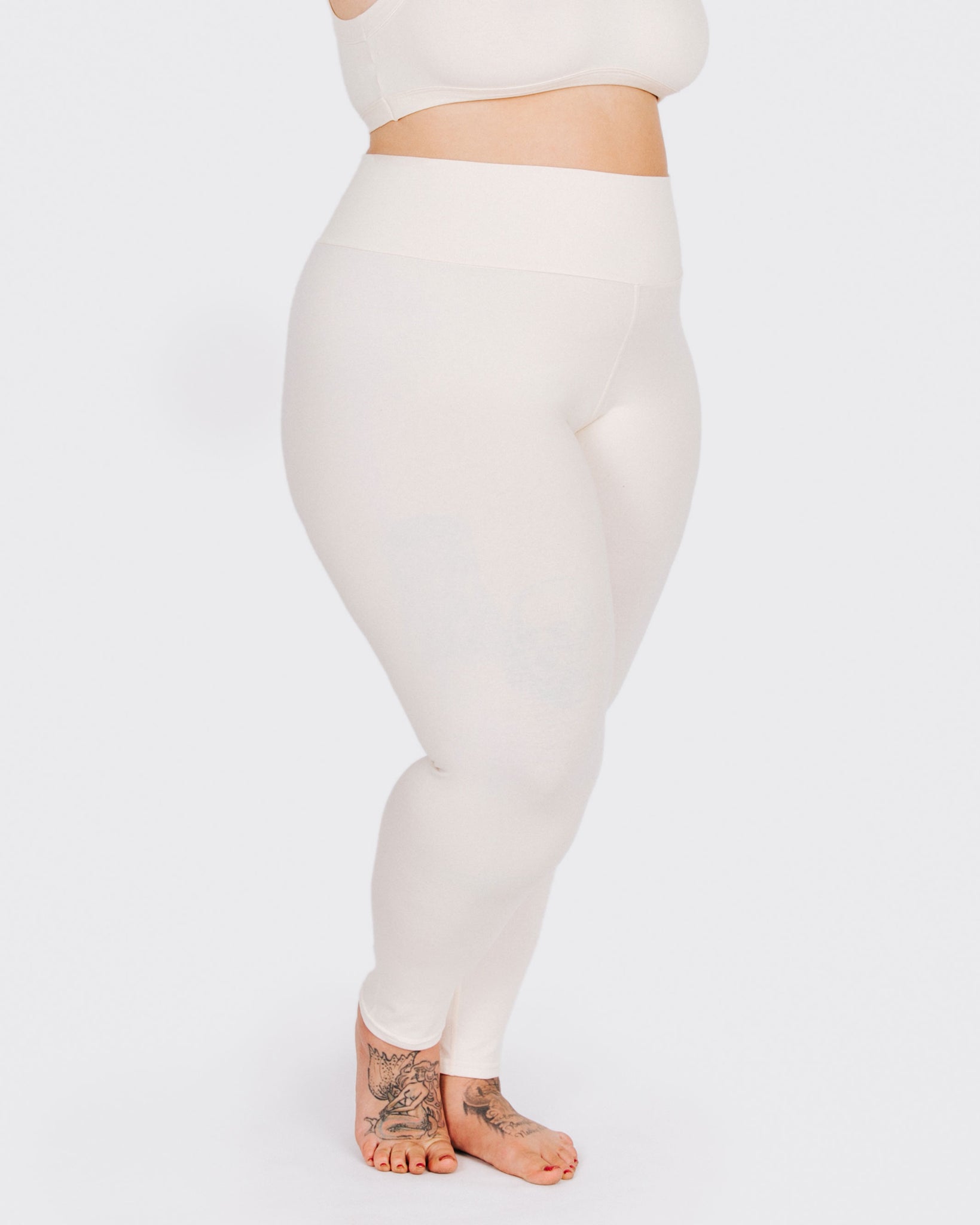 Buy White Leggings for Women by LYRA Online